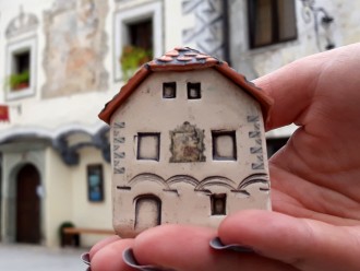 Keramične hiše z Linhartovega trga, ročno narejeno v Radovljici
