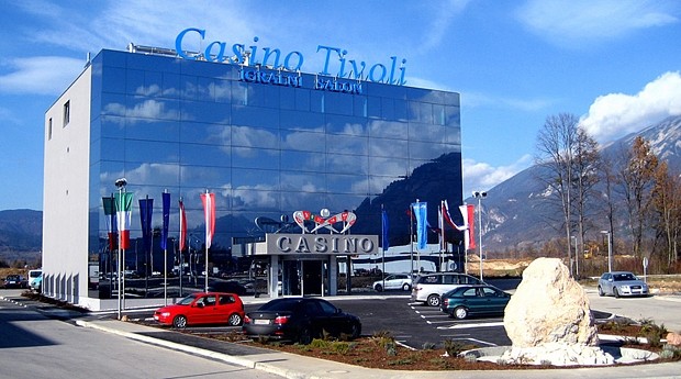 Casino Tivoli in Lesce 