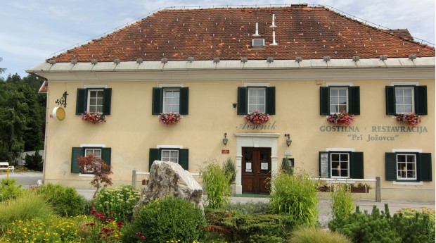 The Avsenik Homestead in Begunje na Gorenjskem