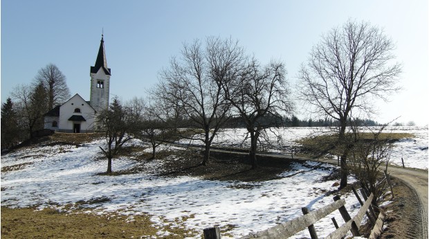 St. Thomas's Church in Češnjica near Kropa
