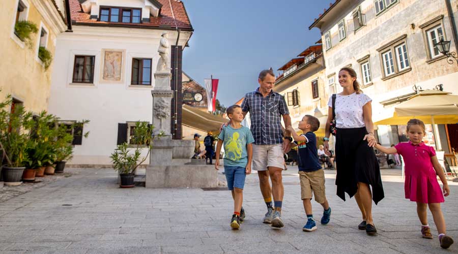 Mestno jedro v neposredni bližini železniške postaje