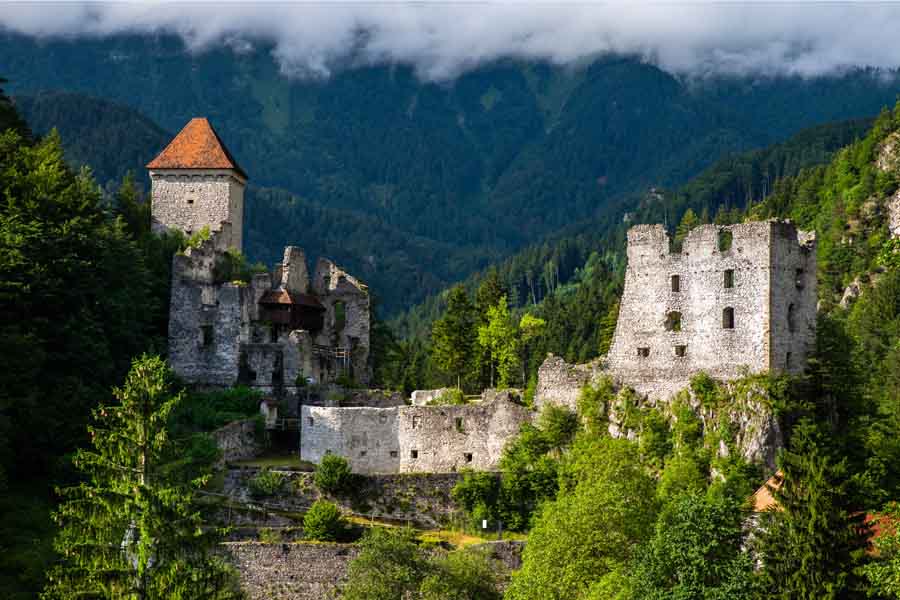 Kamen Castle near Begunje